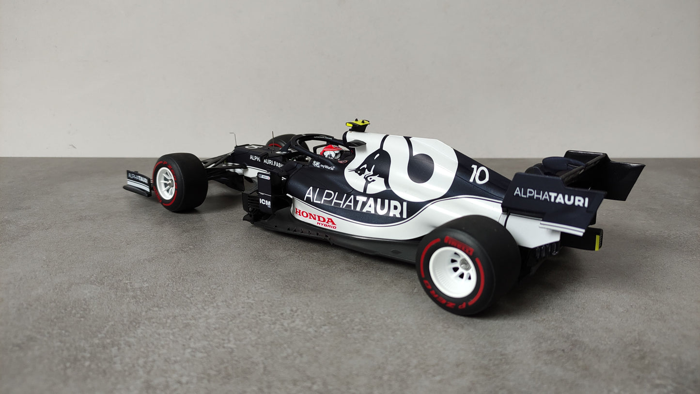 Spark AlphaTauri Honda AT02 Pierre Gasly 2021 Azerbaijan GP 1/18 18S591
