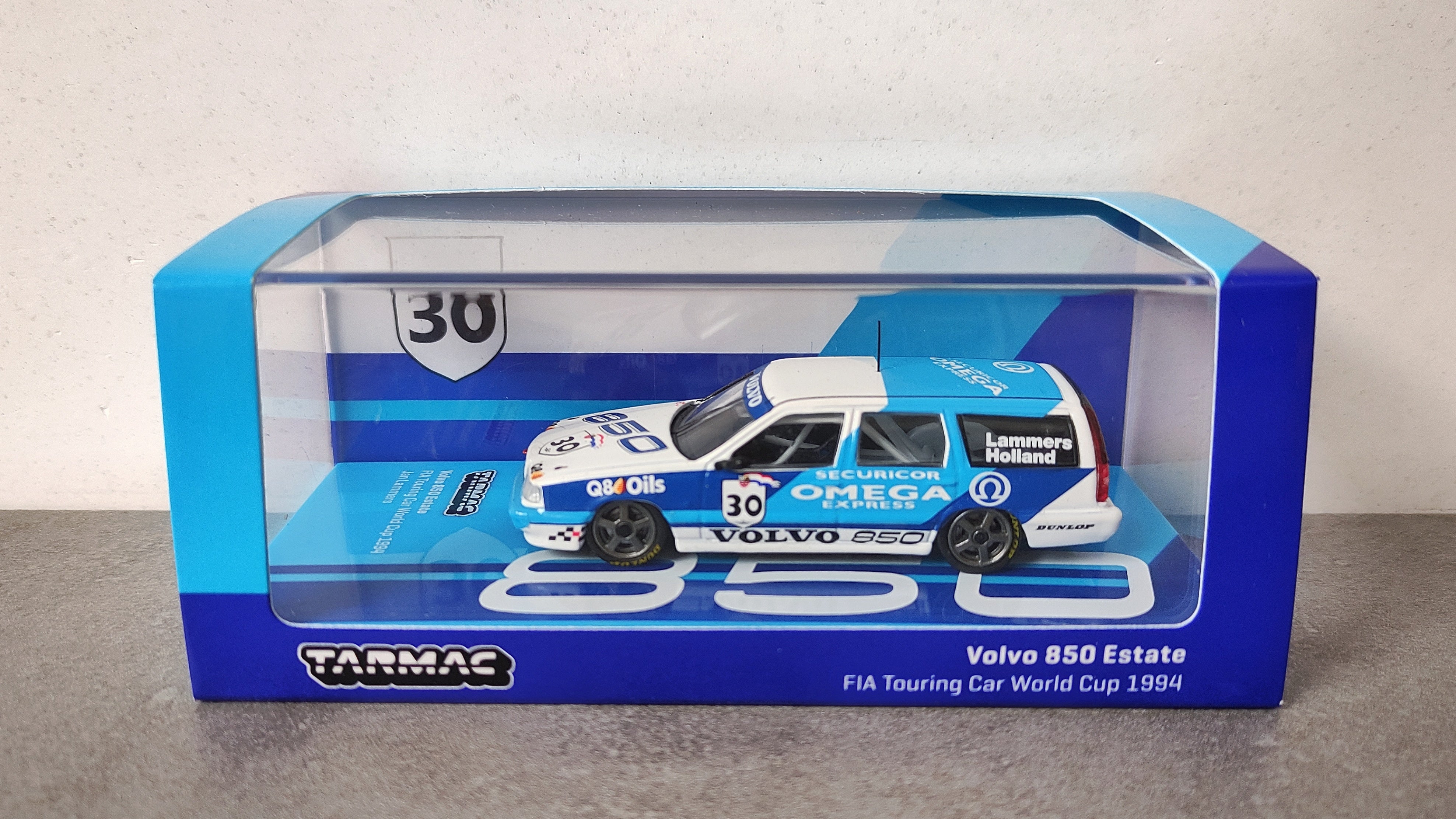 Tarmac Works Volvo 850 Estate BTCC Jan Lammers 1994 Touring Car World Cup  1/64