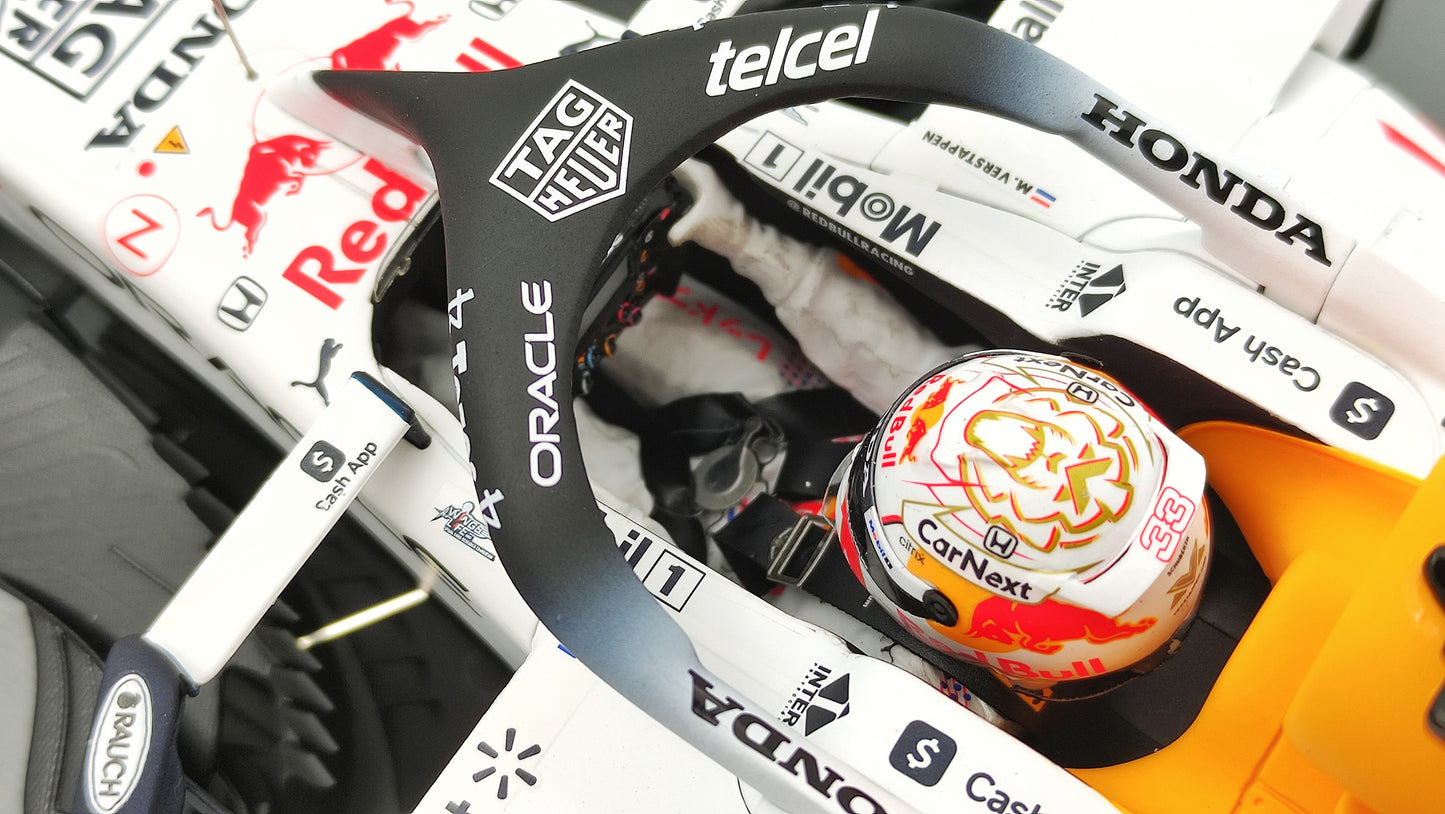 Spark Red Bull Honda RB16b Max Verstappen Turkish GP F1 World Champion 2021 1/12 12S031