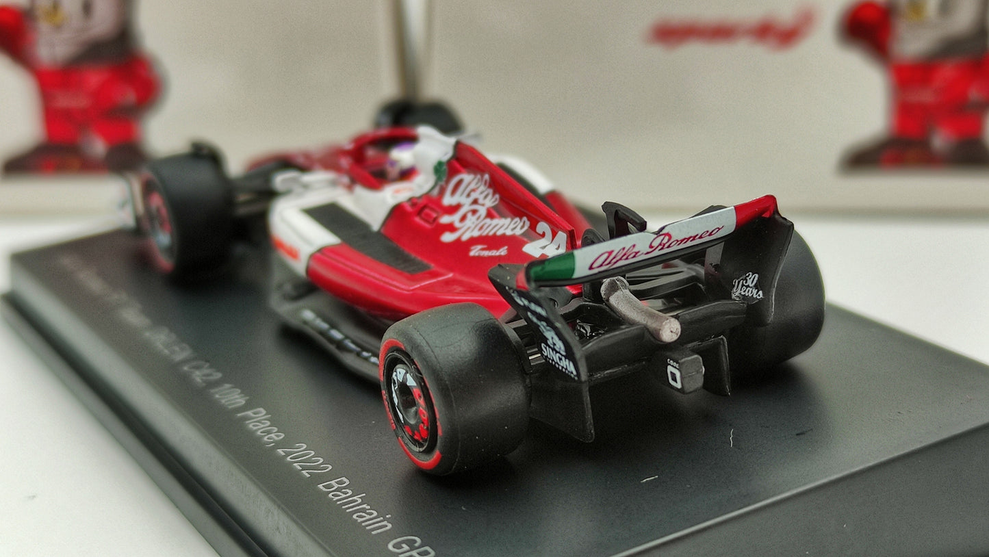 Sparky Alfa Romeo C42 Zhou Guanyu F1 2022 1/64 SY261