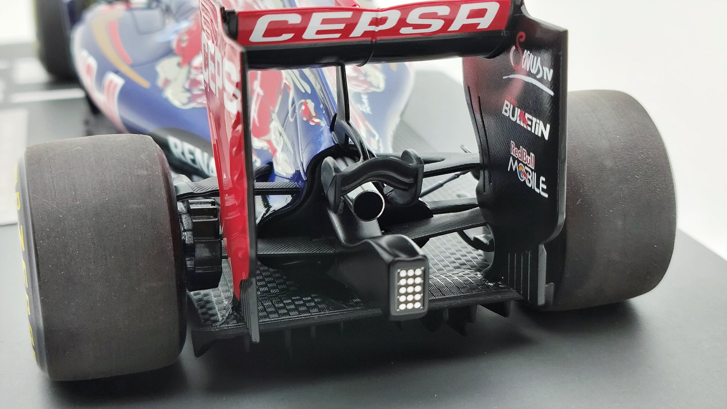 Minichamps Toro Rosso STR10 Australian GP F1 debut Max Verstappen 1/18 117150033