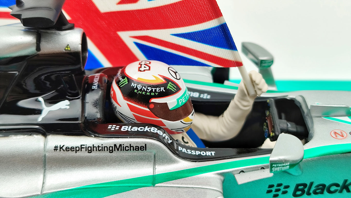 Minichamps AMG Mercedes W05 Lewis Hamilton Winner Abu Dhabi GP 2014 F1 World Champion 1/18 113140544