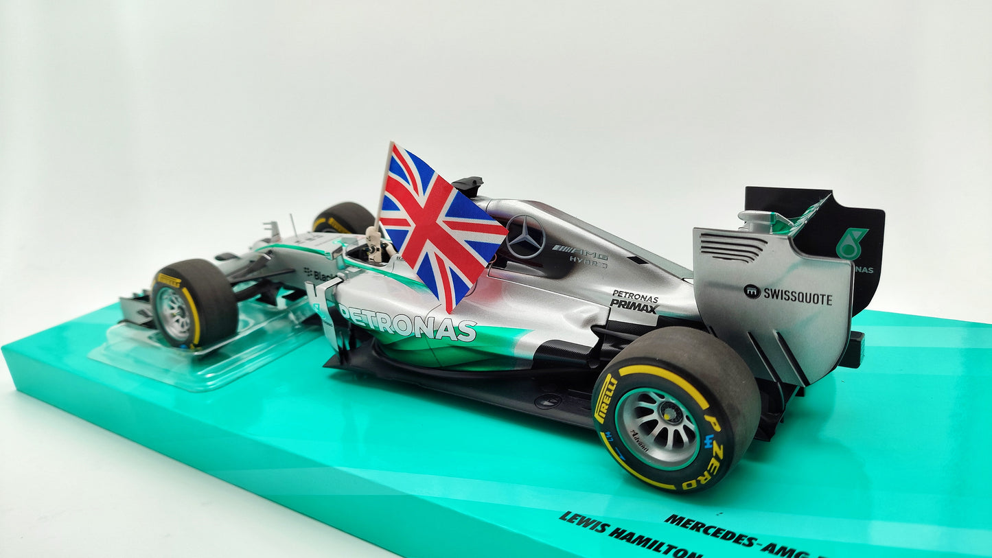 Minichamps AMG Mercedes W05 Lewis Hamilton Winner Abu Dhabi GP 2014 F1 World Champion 1/18 113140544