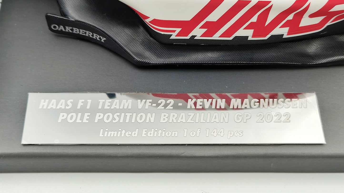 Minichamps Haas Ferrari VF22 Brazilian GP First Pole Kevin Magnussen 2022 F1 1/18 117222120