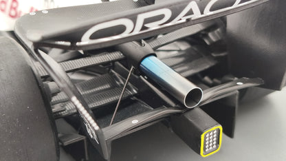 Spark Red Bull RB21 Max Verstappen Winner Japanese GP 2025 1/18 18S1004