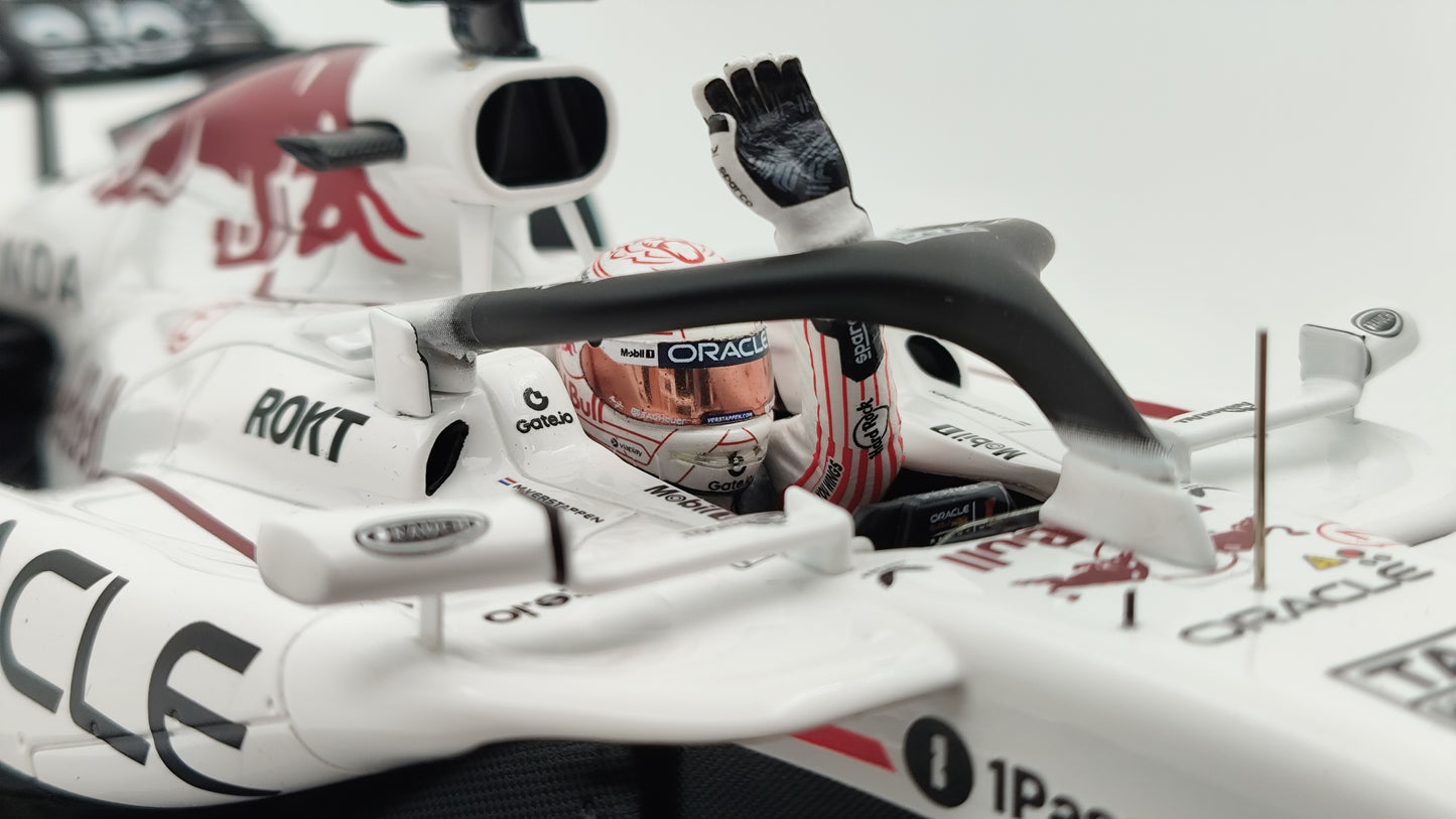 Spark Red Bull RB21 Max Verstappen Winner Japanese GP 2025 1/18 18S1004