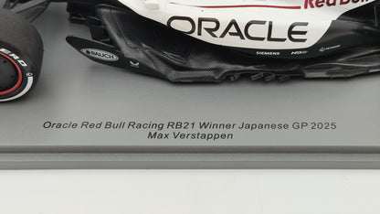 Spark Red Bull RB21 Max Verstappen Winner Japanese GP 2025 1/18 18S1004