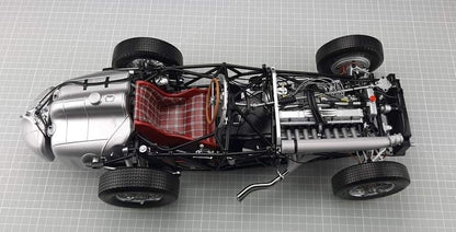 IXO Diamond 8 Mercedes W196 R n°8 Juan Manuel Fangio 1954-55 F1 World Champion 1/8 IXO-003