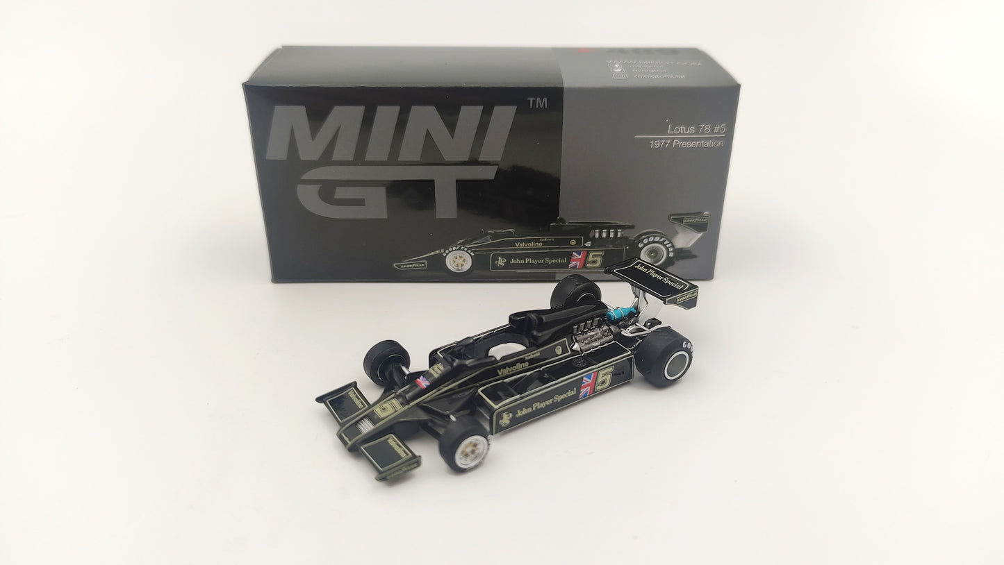 Mini GT Lotus Ford 78 Mario Andretti presentation 1977 1/64 MGT00489