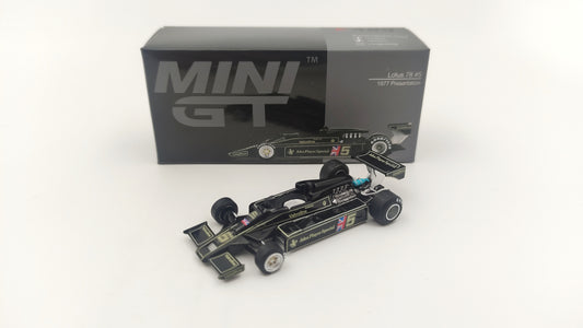 Mini GT Lotus Ford 78 Mario Andretti presentation 1977 1/64 MGT00489