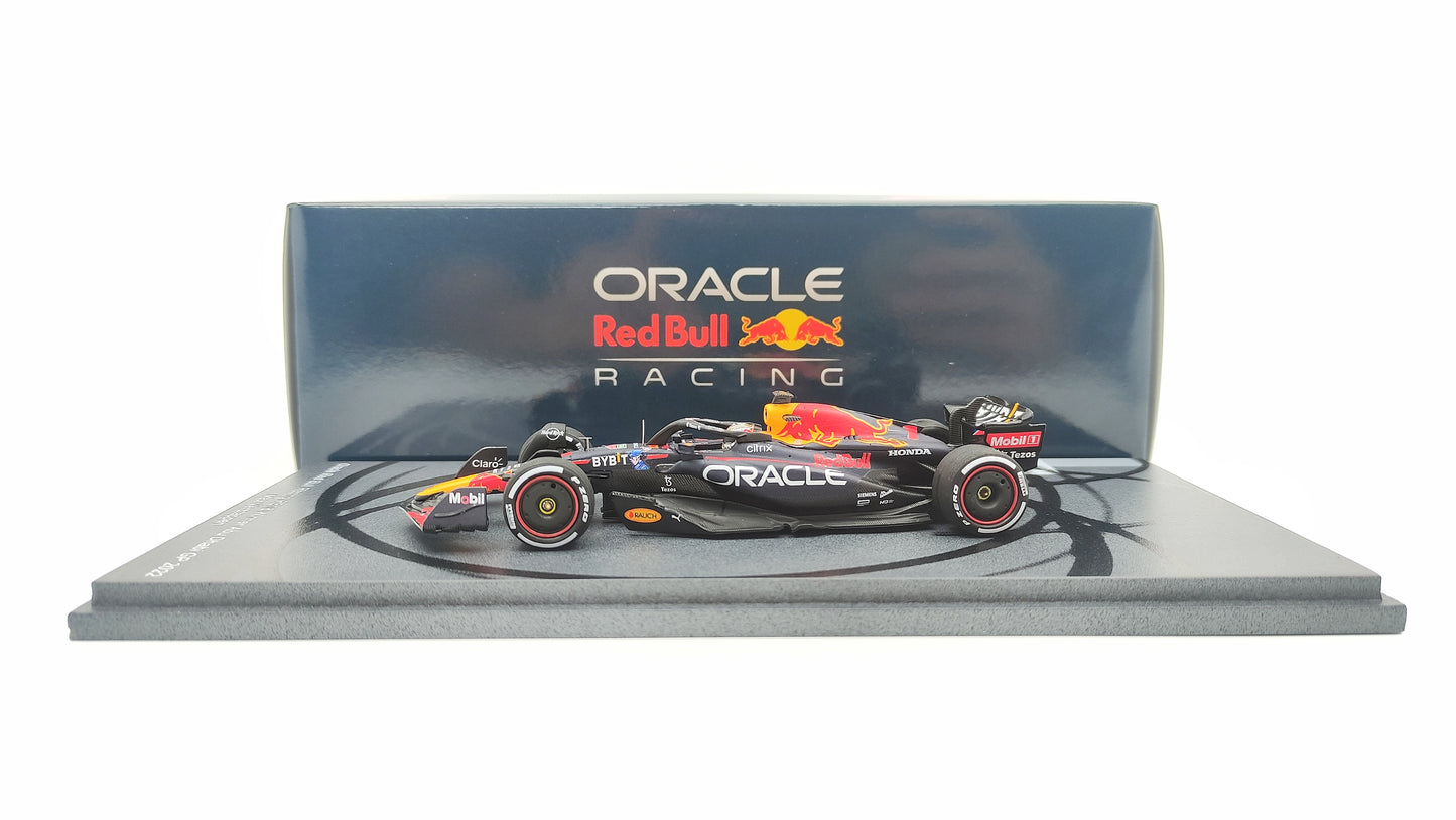 Spark Red Bull RB18 Max Verstappen Winner Abu Dhabi GP 2022 F1 Worldchampion 1/43 S8553