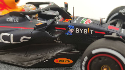 Spark Red Bull RB18 Max Verstappen Winner Abu Dhabi GP 2022 F1 Worldchampion 1/43 S8553