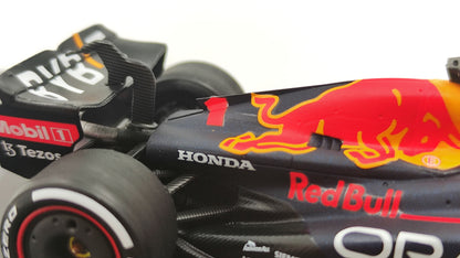 Spark Red Bull RB18 Max Verstappen Winner Abu Dhabi GP 2022 F1 Worldchampion 1/43 S8553