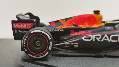 Spark Red Bull RB18 Max Verstappen Winner Abu Dhabi GP 2022 F1 Worldchampion 1/43 S8553