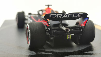 Spark Red Bull RB18 Max Verstappen Winner Abu Dhabi GP 2022 F1 Worldchampion 1/43 S8553