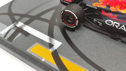 Spark Red Bull RB18 Max Verstappen Winner Abu Dhabi GP 2022 F1 Worldchampion 1/43 S8553