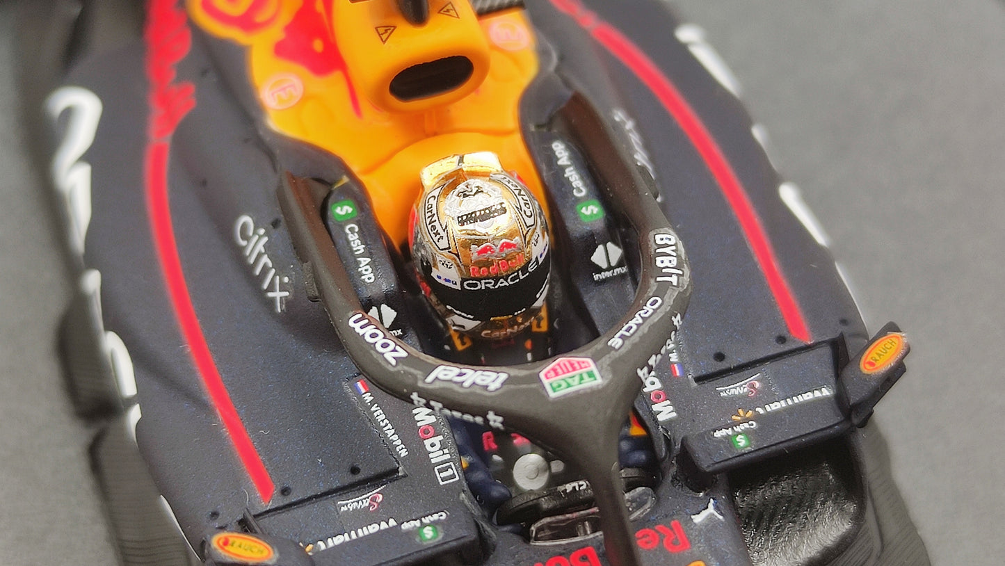 Spark Red Bull RB18 Max Verstappen Winner Abu Dhabi GP 2022 F1 Worldchampion 1/43 S8553