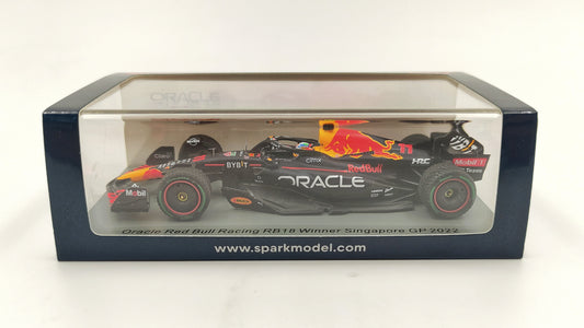Spark Red Bull RB18 Sergio Perez Winner Singapore GP 2022 F1 1/43 S8560