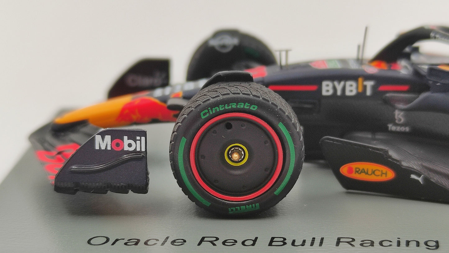 Spark Red Bull RB18 Sergio Perez Winner Singapore GP 2022 F1 1/43 S8560