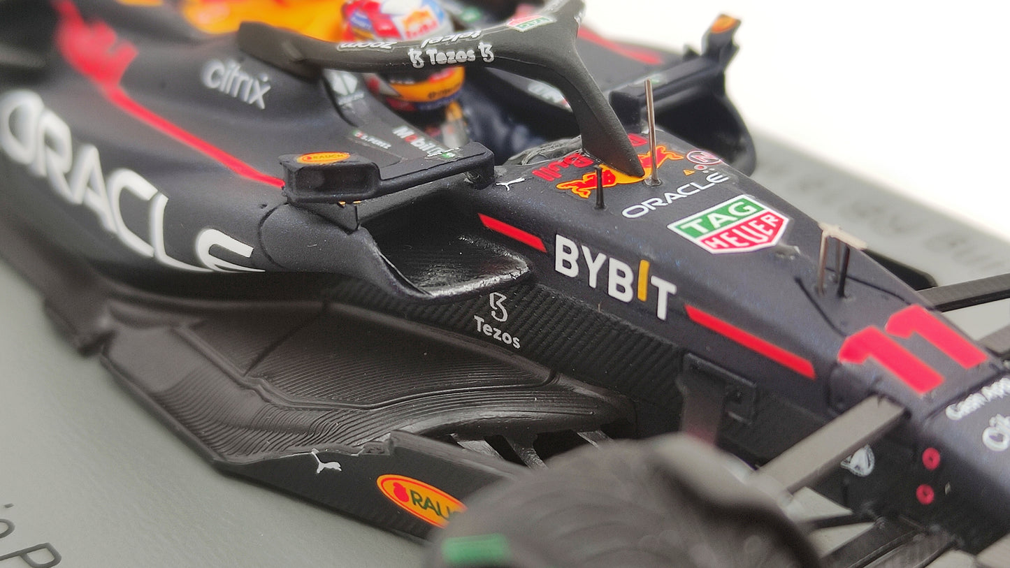 Spark Red Bull RB18 Sergio Perez Winner Singapore GP 2022 F1 1/43 S8560