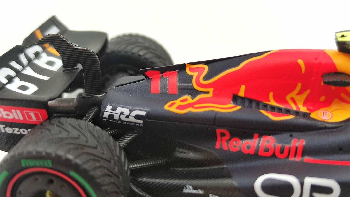 Spark Red Bull RB18 Sergio Perez Winner Singapore GP 2022 F1 1/43 S8560