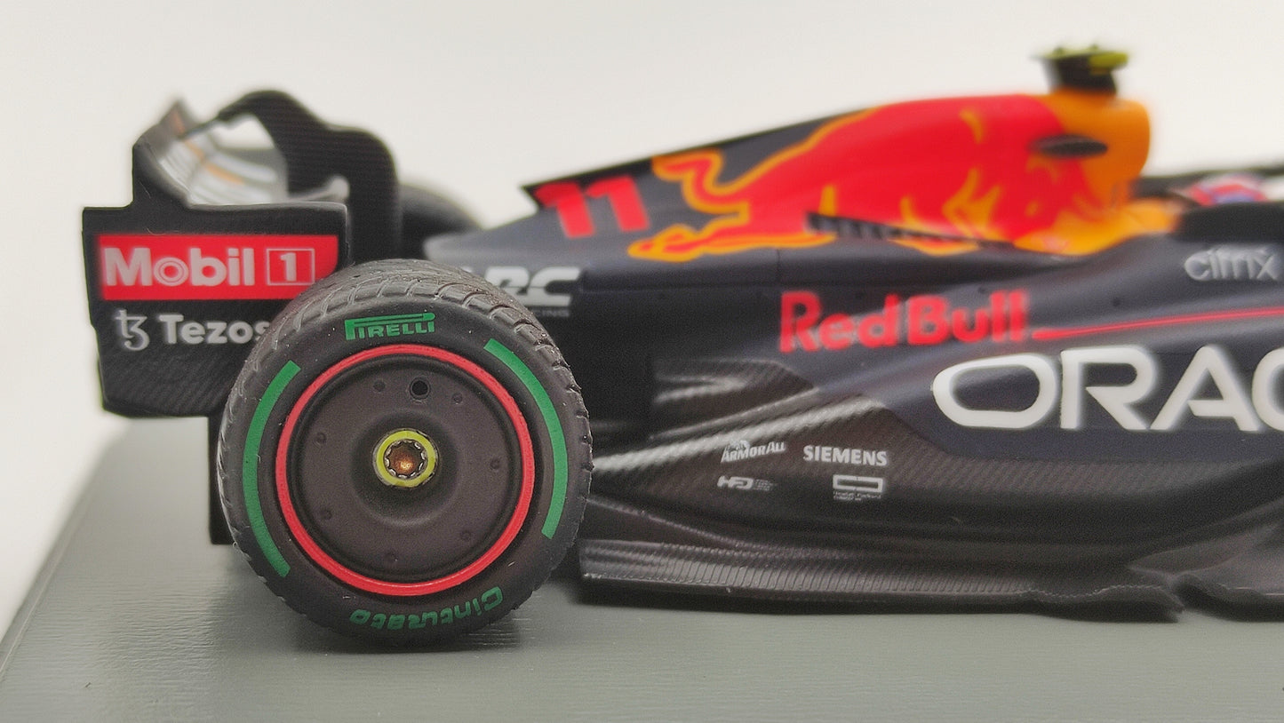 Spark Red Bull RB18 Sergio Perez Winner Singapore GP 2022 F1 1/43 S8560