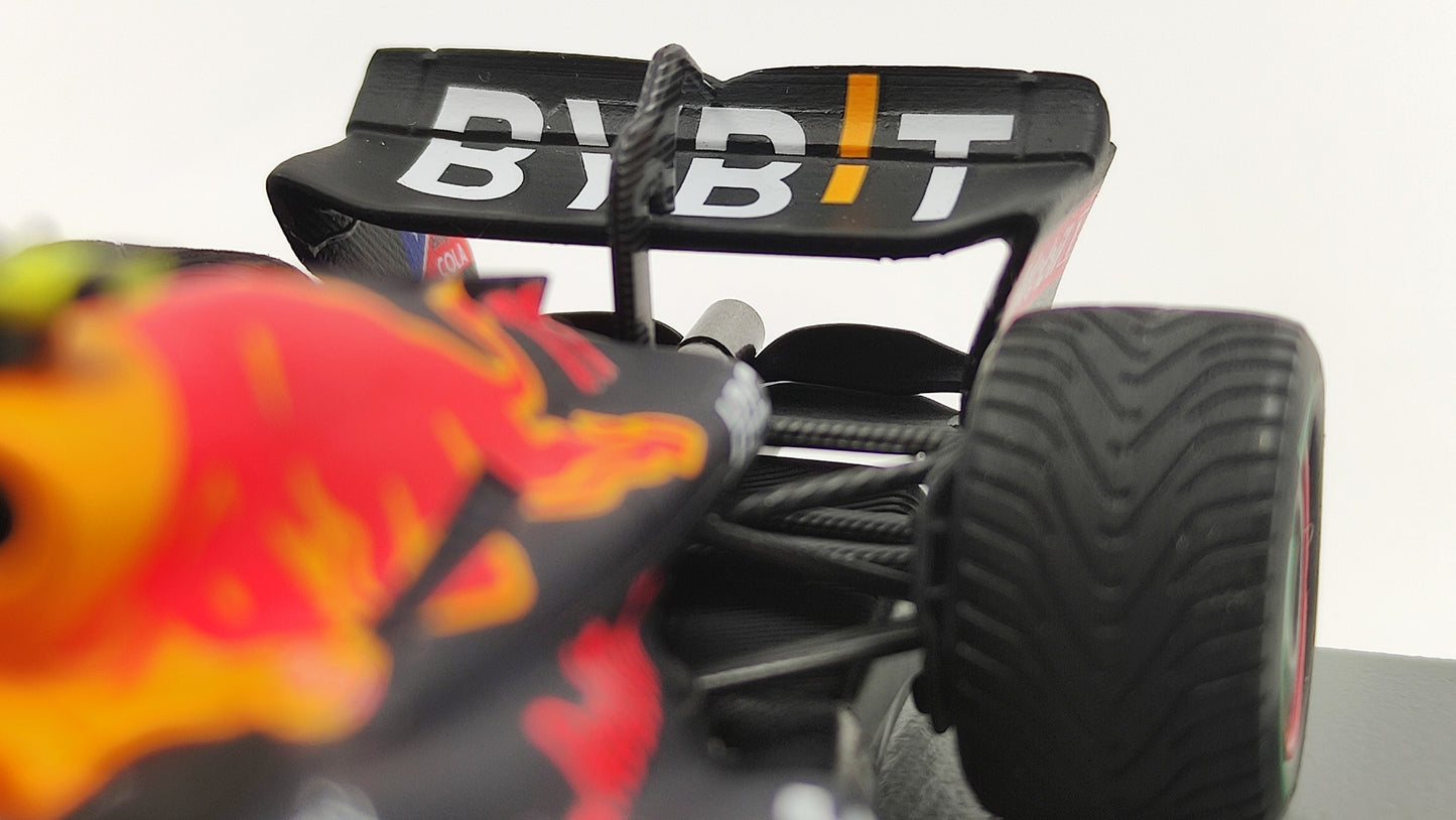 Spark Red Bull RB18 Sergio Perez Winner Singapore GP 2022 F1 1/43 S8560