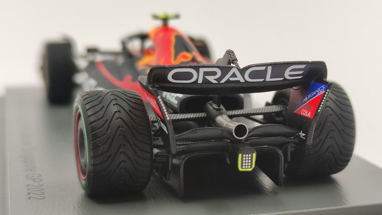 Spark Red Bull RB18 Sergio Perez Winner Singapore GP 2022 F1 1/43 S8560