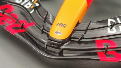 Spark Red Bull RB18 Max Verstappen Winner Japanese GP 2022 1/18 F1 World Champion 18S774