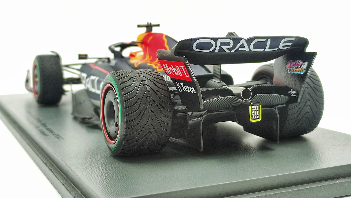 Spark Red Bull RB18 Max Verstappen Winner Japanese GP 2022 1/18 F1 World Champion 18S774