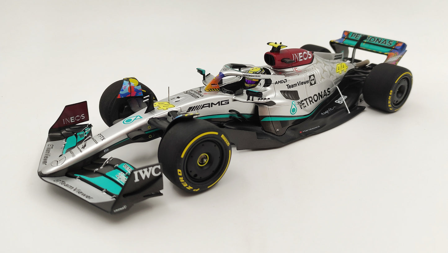 Minichamps AMG Mercedes W13 Lewis Hamilton 2022 Miami GP 1/18 110220544