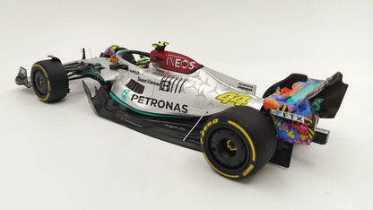 Minichamps AMG Mercedes W13 Lewis Hamilton 2022 Miami GP 1/18 110220544