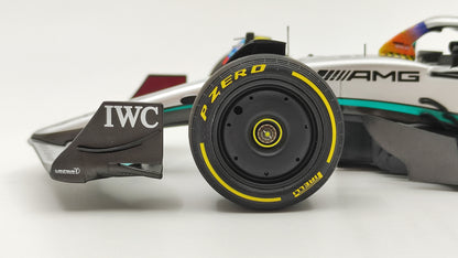 Minichamps AMG Mercedes W13 Lewis Hamilton 2022 Miami GP 1/18 110220544