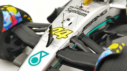 Minichamps AMG Mercedes W13 Lewis Hamilton 2022 Miami GP 1/18 110220544