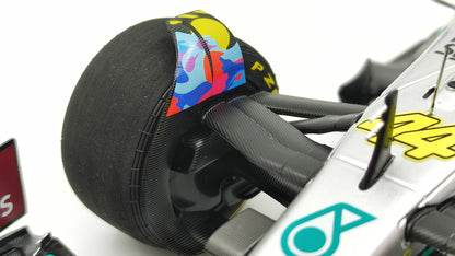 Minichamps AMG Mercedes W13 Lewis Hamilton 2022 Miami GP 1/18 110220544