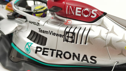 Minichamps AMG Mercedes W13 Lewis Hamilton 2022 Miami GP 1/18 110220544