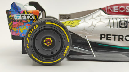 Minichamps AMG Mercedes W13 Lewis Hamilton 2022 Miami GP 1/18 110220544