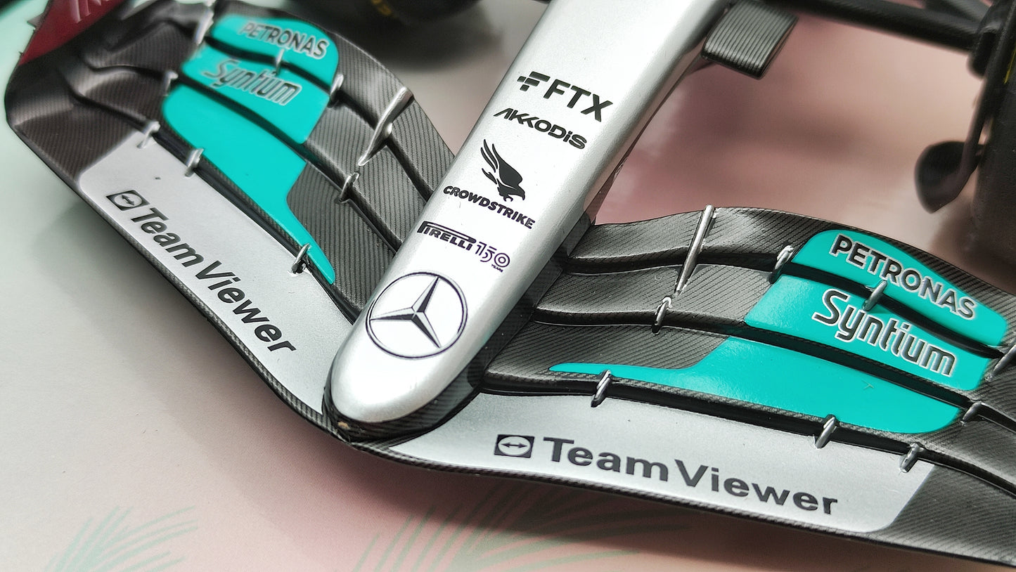 Minichamps AMG Mercedes W13 Lewis Hamilton 2022 Miami GP 1/18 113220544