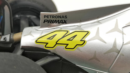 Minichamps AMG Mercedes W13 Lewis Hamilton 2022 Miami GP 1/18 113220544