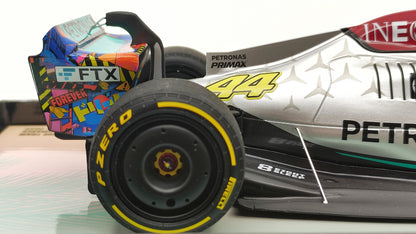 Minichamps AMG Mercedes W13 Lewis Hamilton 2022 Miami GP 1/18 113220544