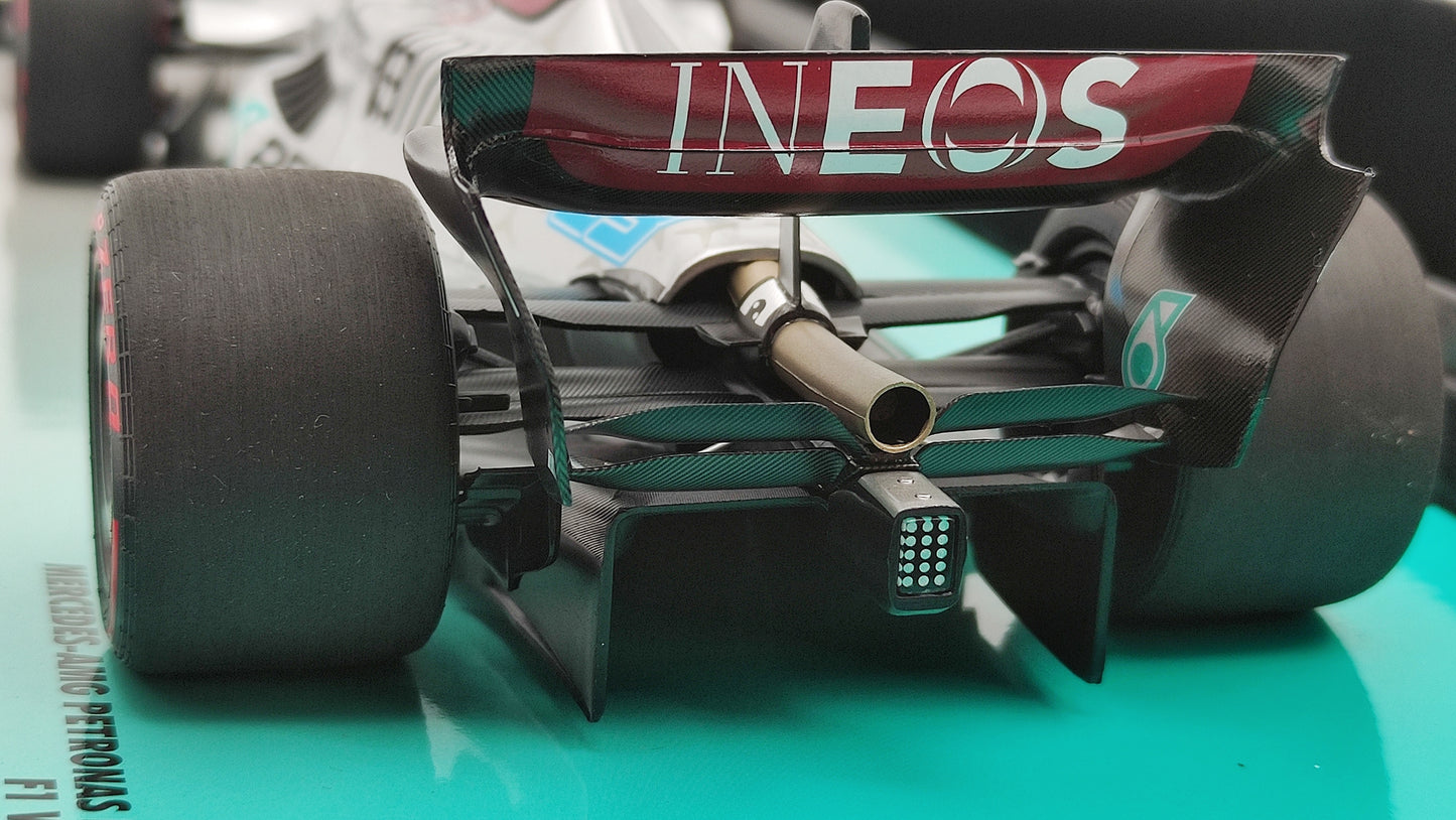 Minichamps AMG Mercedes W13 George Russell Brazilian GP 2022 First win 1/18 113222163