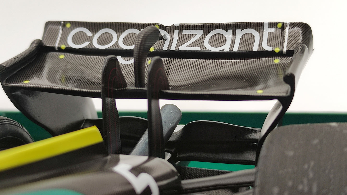 Minichamps Aston Martin AMR22 Sebastian Vettel Last Race Abu Dhabi GP 2022 1/18 147222205