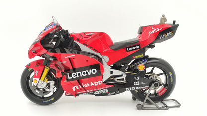 Maisto MotoGP Ducati Desmosedici GP22 Pecco Bagnaia World Champion 2022 MA32229
