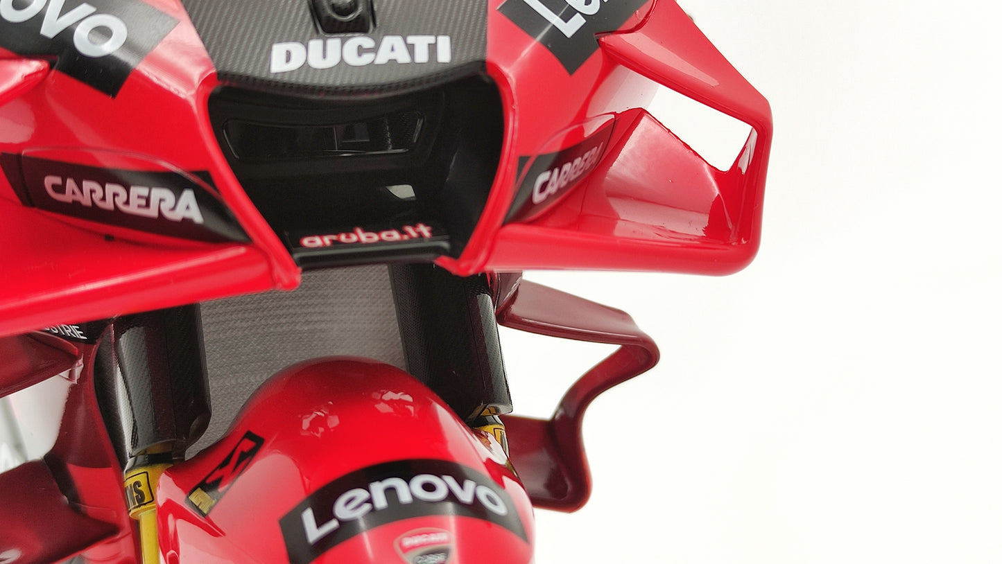 Maisto MotoGP Ducati Desmosedici GP22 Pecco Bagnaia World Champion 2022 MA32229