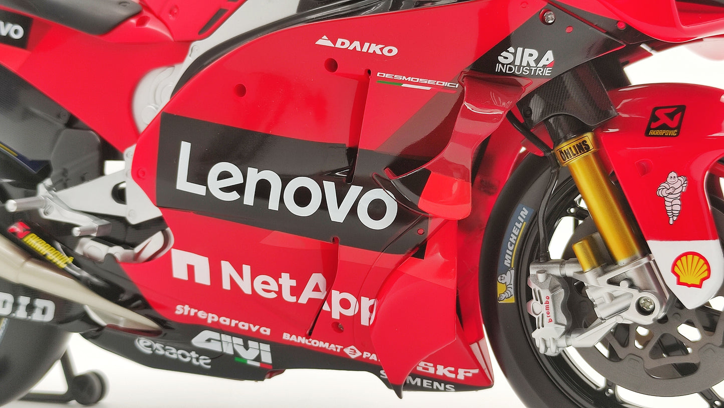 Maisto MotoGP Ducati Desmosedici GP22 Pecco Bagnaia World Champion 2022 MA32229