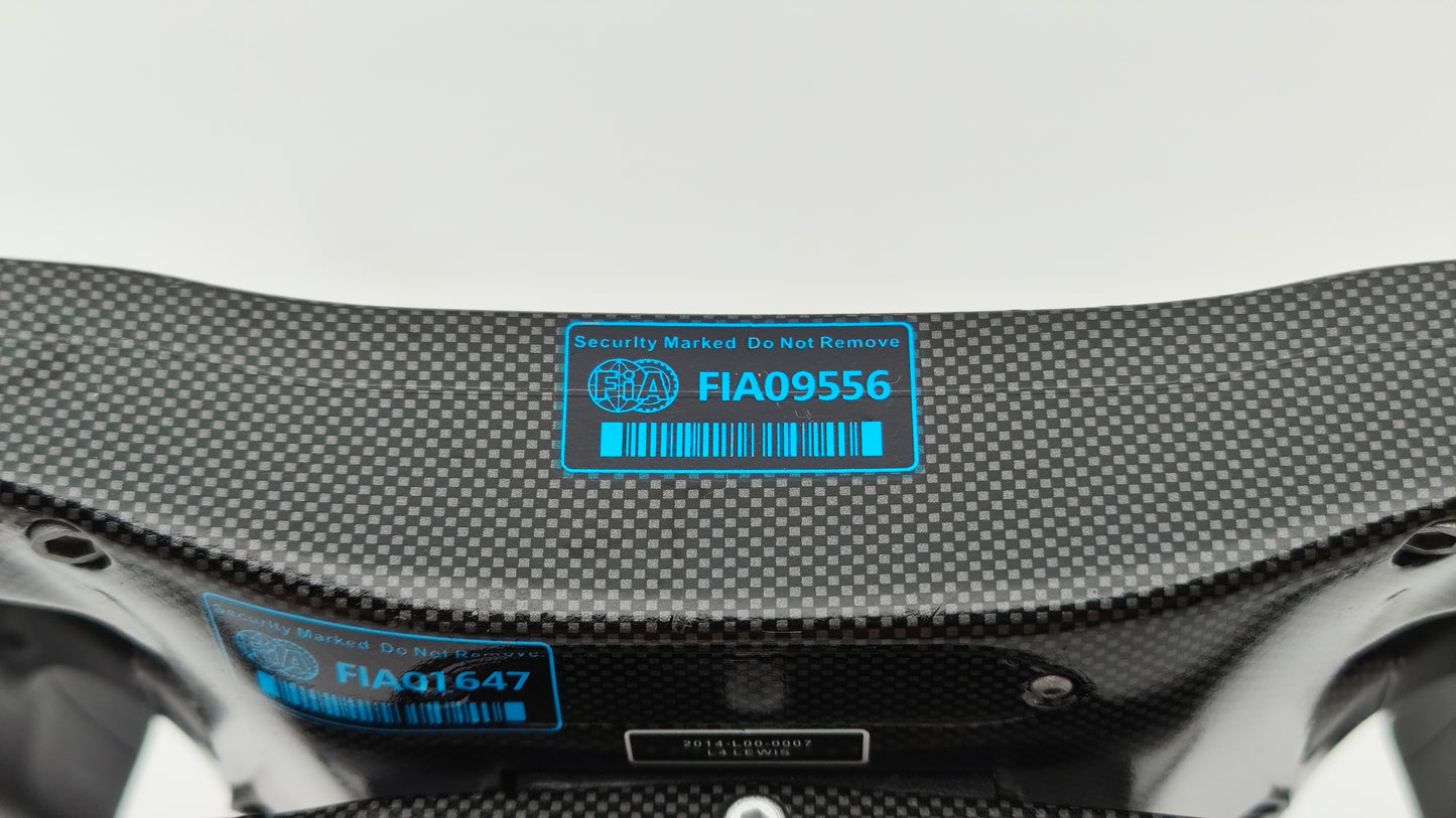 Minichamps AMG Mercedes W05 Lewis Hamilton 2014 Abu Dhabi GP F1 World Champion 1/2 4012138753198