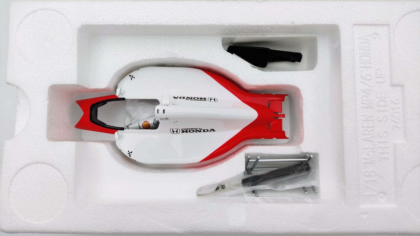 AutoArt Mclaren Honda MP4/6 Ayrton Senna Japanese GP Winner 1991 F1 Worldchampion AUT89150