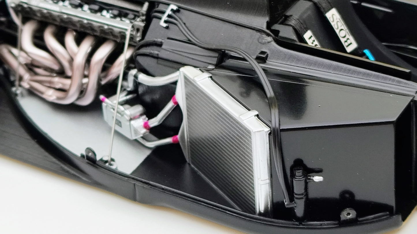 AutoArt Mclaren Honda MP4/6 Ayrton Senna Japanese GP Winner 1991 F1 Worldchampion AUT89150