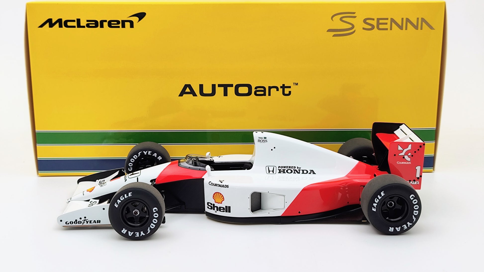 AutoArt Mclaren Honda MP4/6 Ayrton Senna Japanese GP Winner
