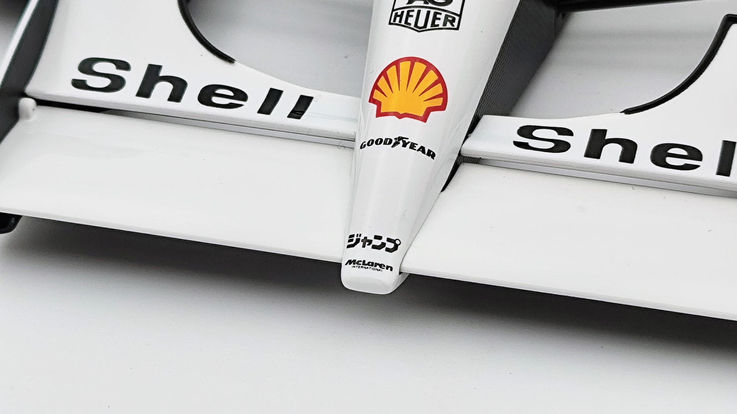 AutoArt Mclaren Honda MP4/6 Ayrton Senna Japanese GP Winner 1991 F1 Worldchampion AUT89150